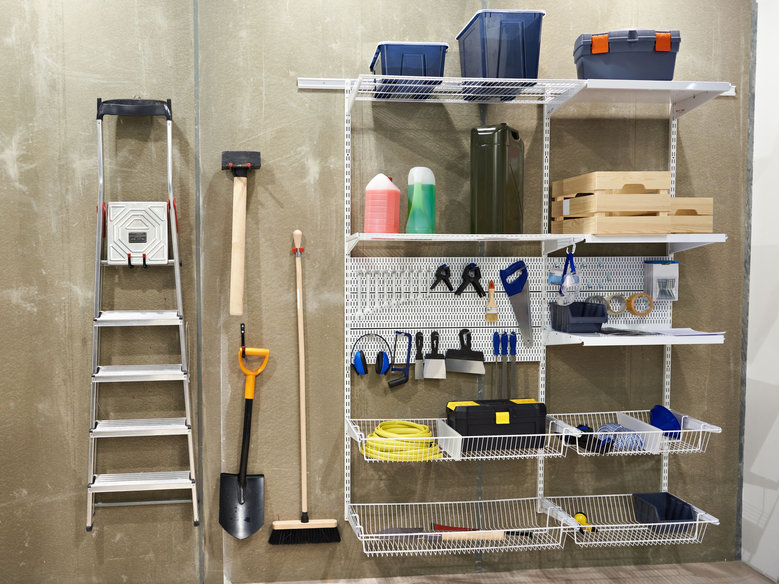 7 Tips To Organizing & Spring Cleaning Your Garage 4