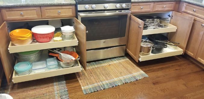 Solving Kitchen Cabinet Woes: How Roll-Out Shelves Revolutionize Storage 4