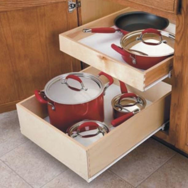 6 Tips To A Clutter-Free New Year: Organize Your Space With Custom Roll-Out Shelves 4